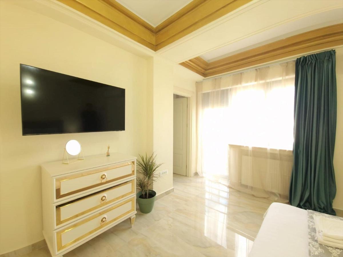 Laroka House Luxury Apartment City Center Universitate Bukarest Exterior foto
